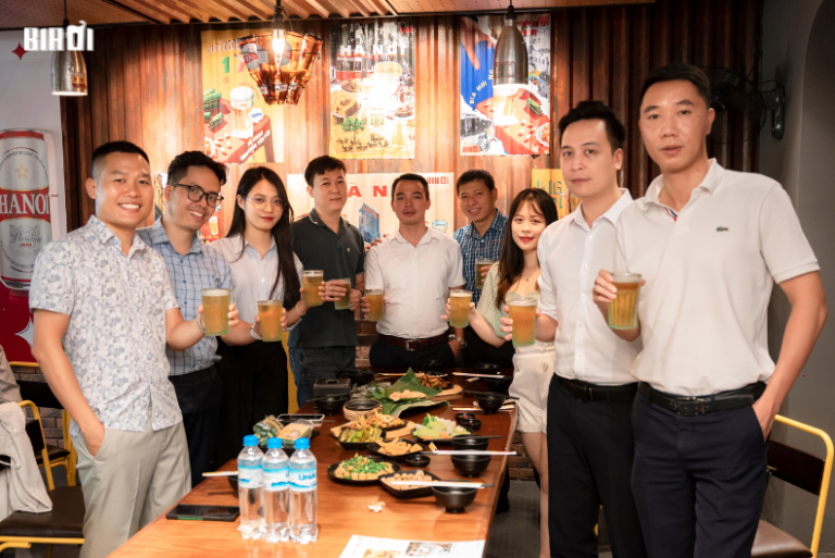 Không cần dịp lớn: chỉ cần hết giờ làm là có lý do ghé Bia Ơi